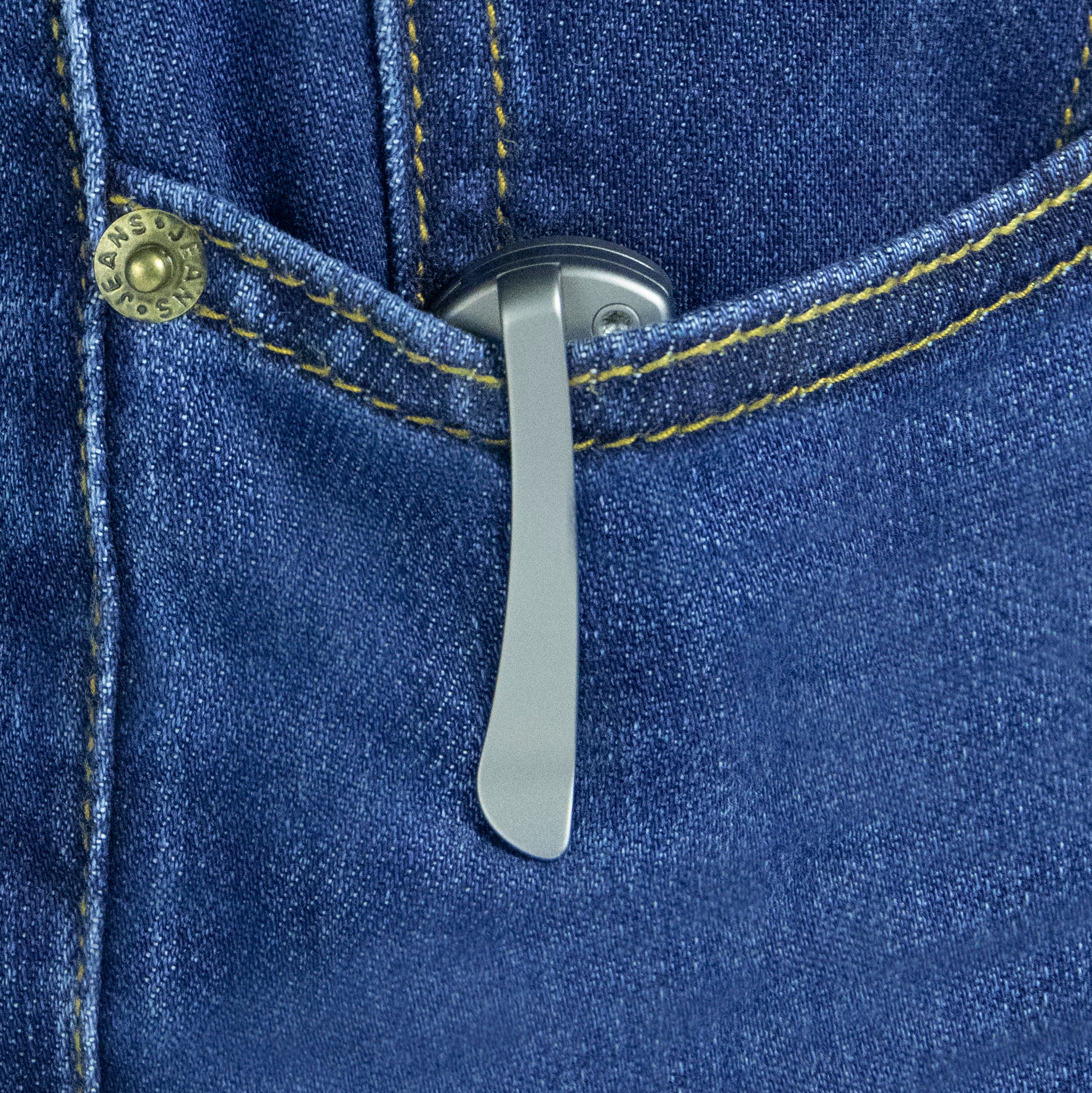 KB Common Thread Folding Knife Sandblasting Titanium/G10 inlays Handle 3.35'' Silver Bead Blasting M390 Blade KB377A