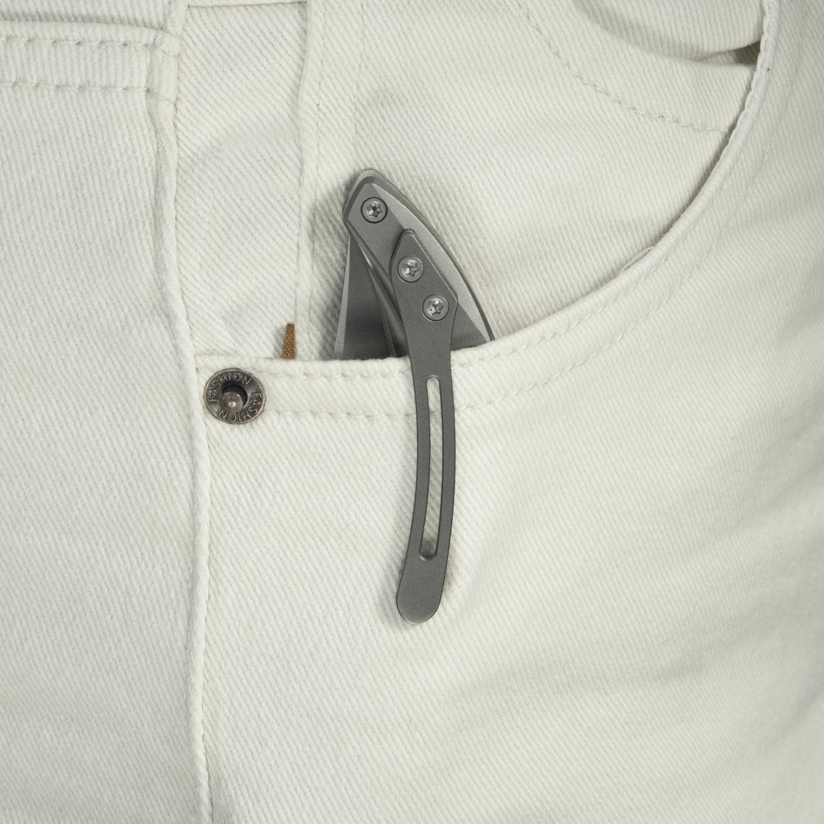 KB Cyrus Folding Knife Grey Titanium Handle 3.46'' Beadblast M390 Blade KB387A