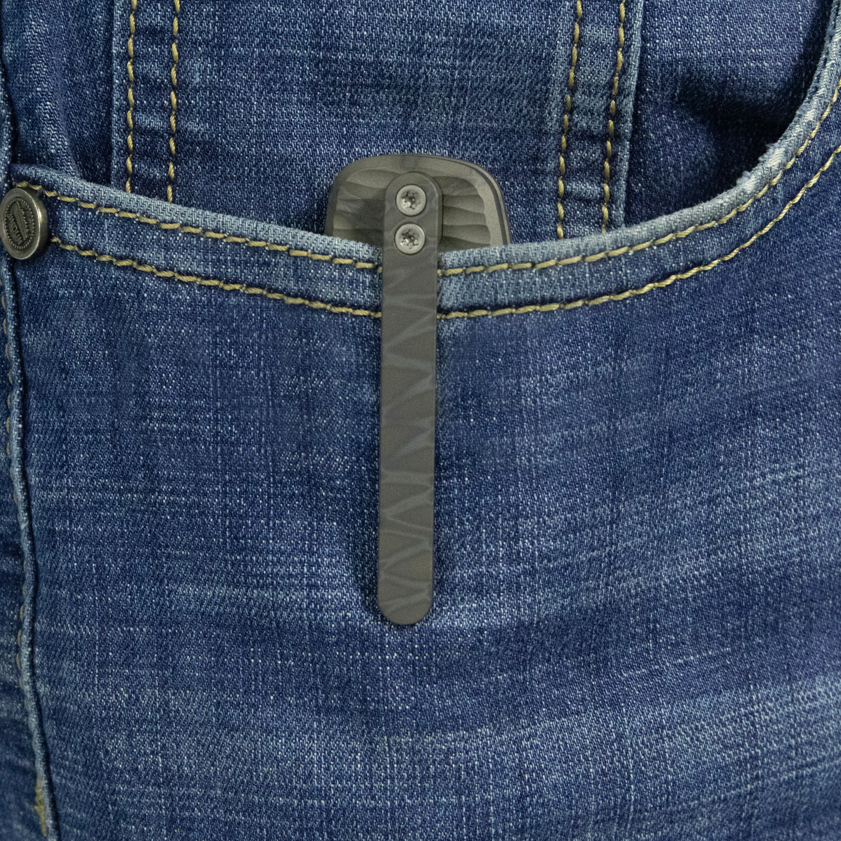 KB Bluff Crossbar Folding Knife Flame Titanium Handle 3.19" Beadblast M390 Blade KB383G