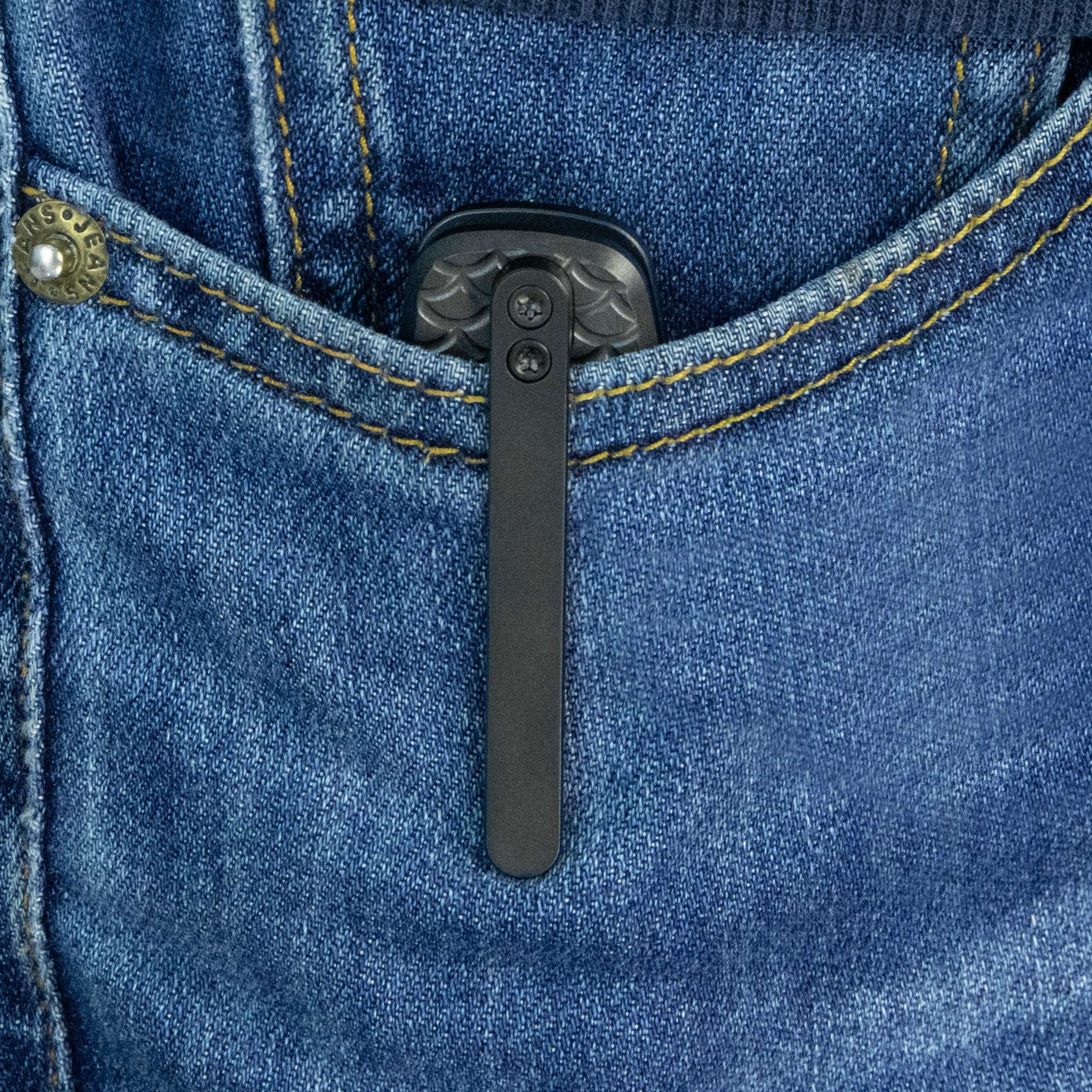 KB Bluff Folding Knife Regular DLC Ti w/ Fish Scales Milling Handle 3.19" Belt Satin DLC S35VN Blade KB383E