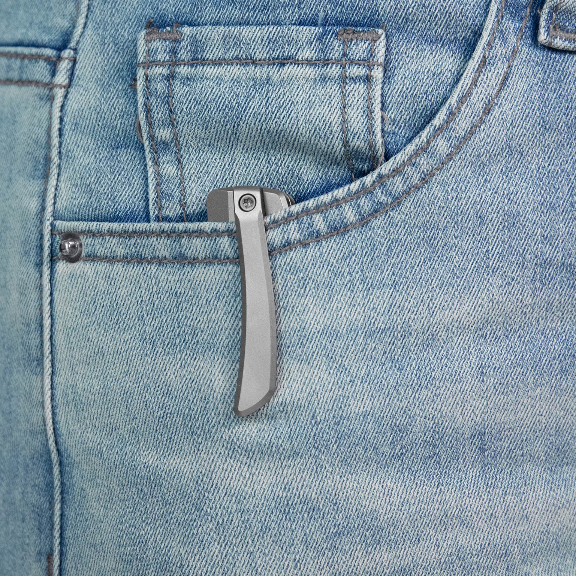 KB Taurus Frame Lock Pocket Folding Knife Gray Titanium Handle 3.27'' Beadblast M390 Blade KB418A