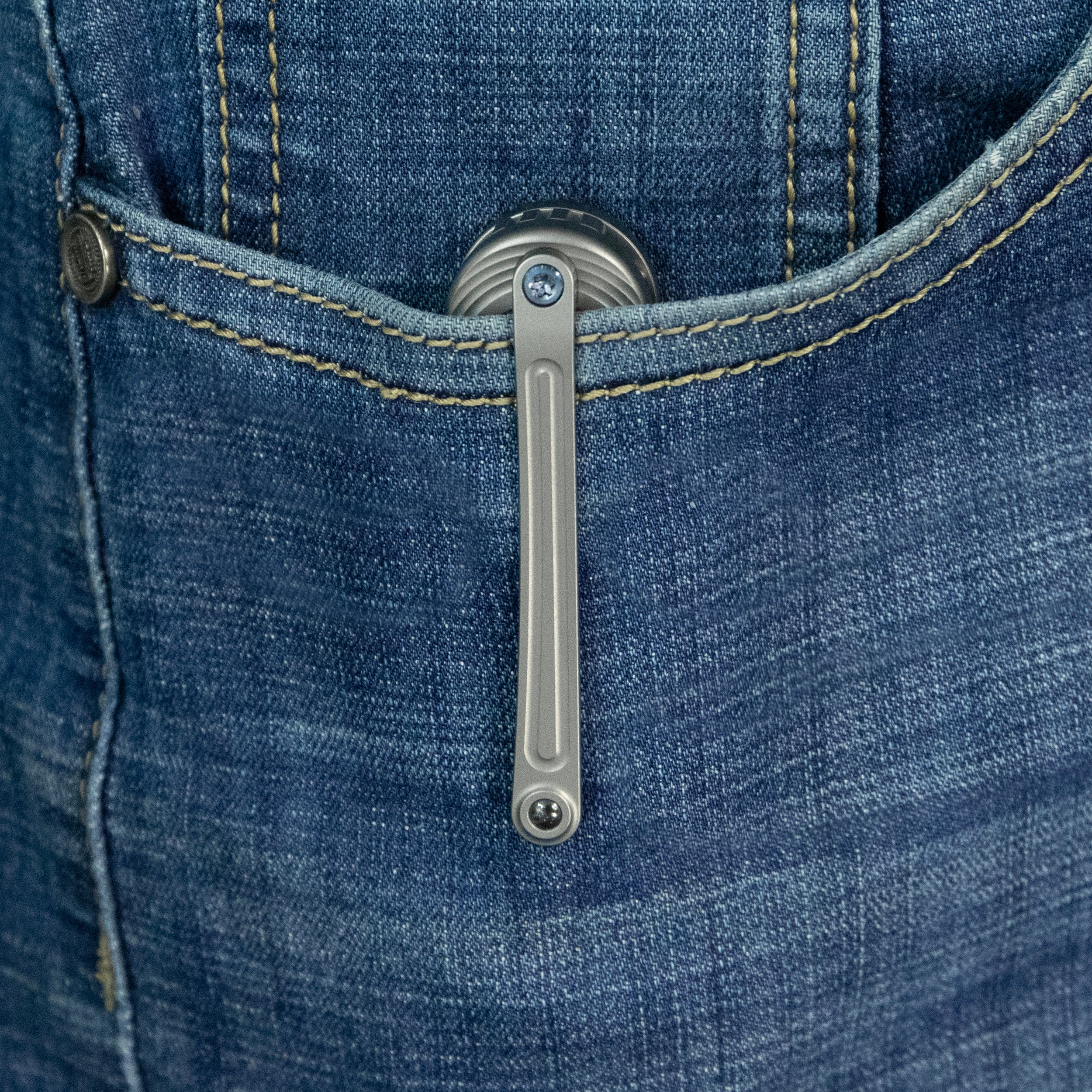 KB Dandy Frame Lock Gentlemans Pocket Folding Knife Grey Ti Handle 3.9