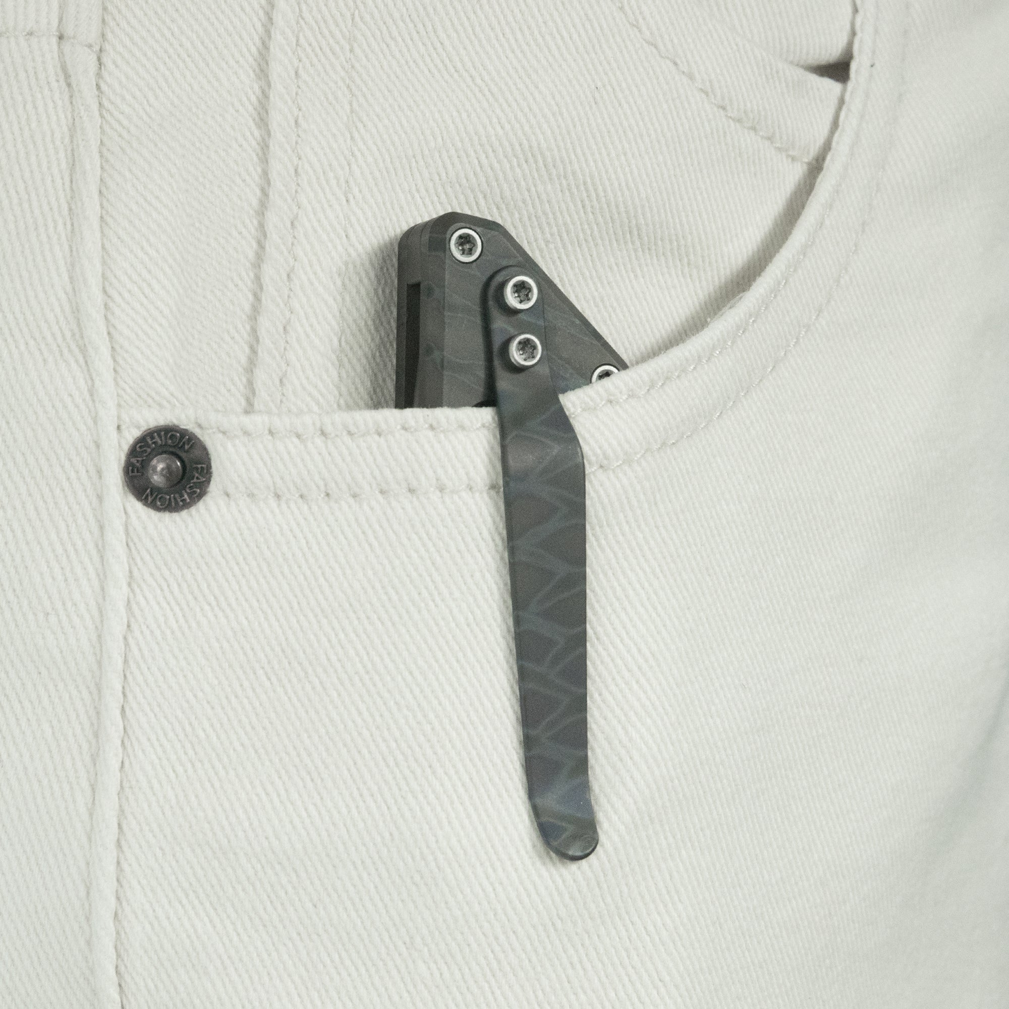 KB Relentless Folding Knife Flame Ano Titanium Handle 3.46'' Silver Bead Blasting M390 Blade KB462B